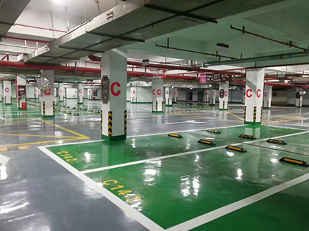 地下停車場